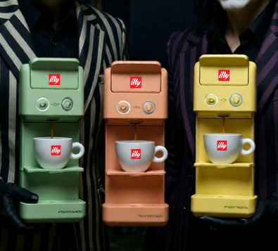 Halloween kavos aparatas