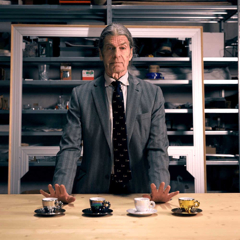 Illy iAC Armleder puodeliai, 4 espresso puodeliai su lėkštutėmis, 60 ml, 2025 illy